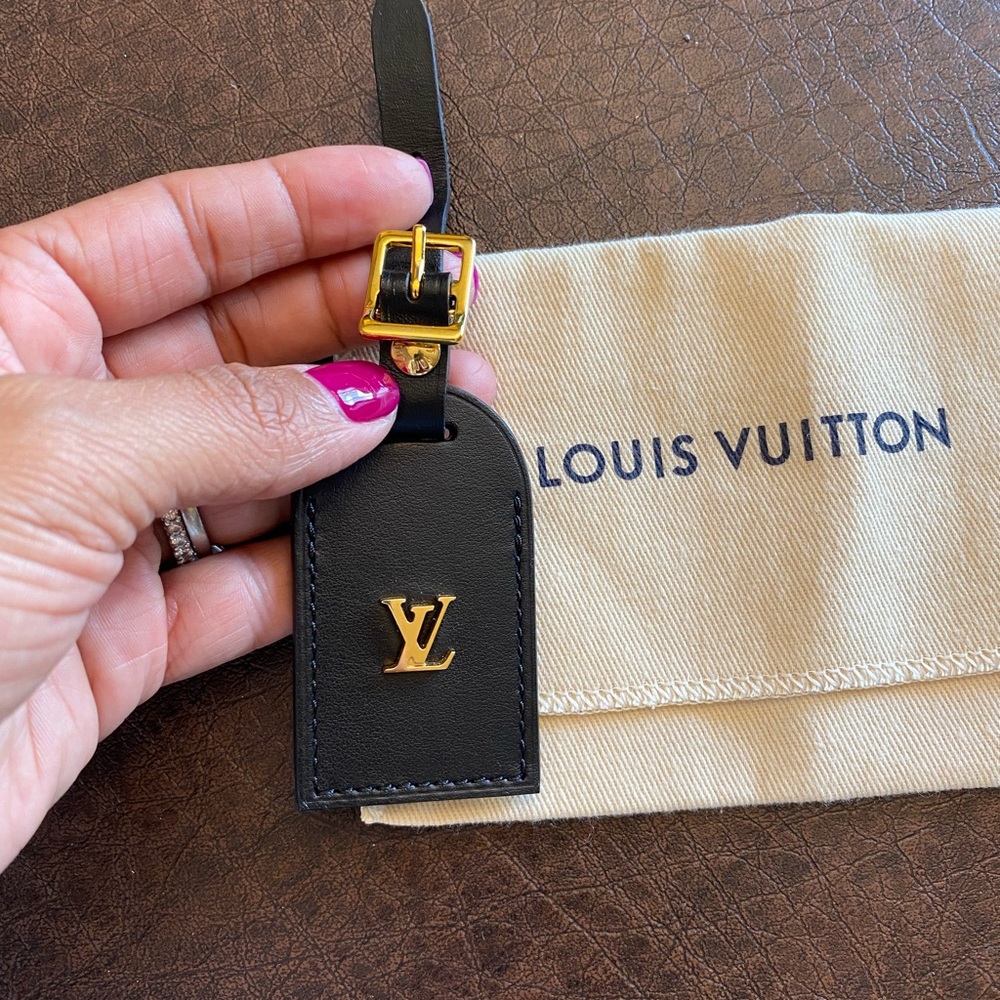 Louis Vuitton small luggage tag
